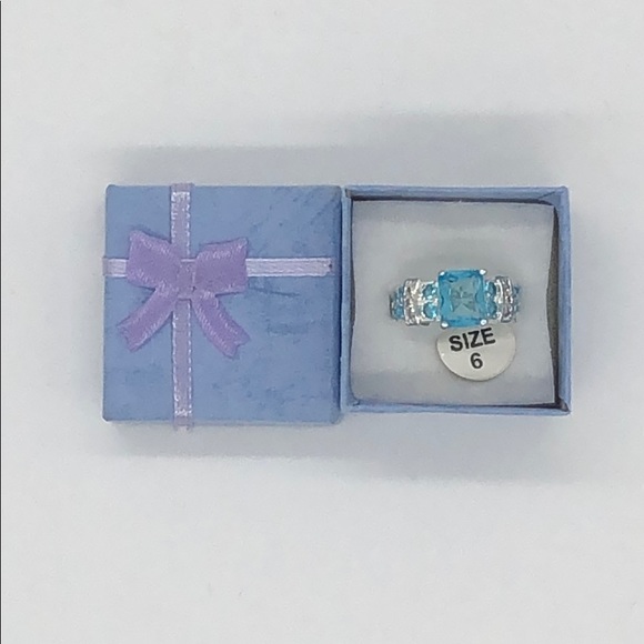 Fashion jewelry ring size 6 - Picture 1 of 4